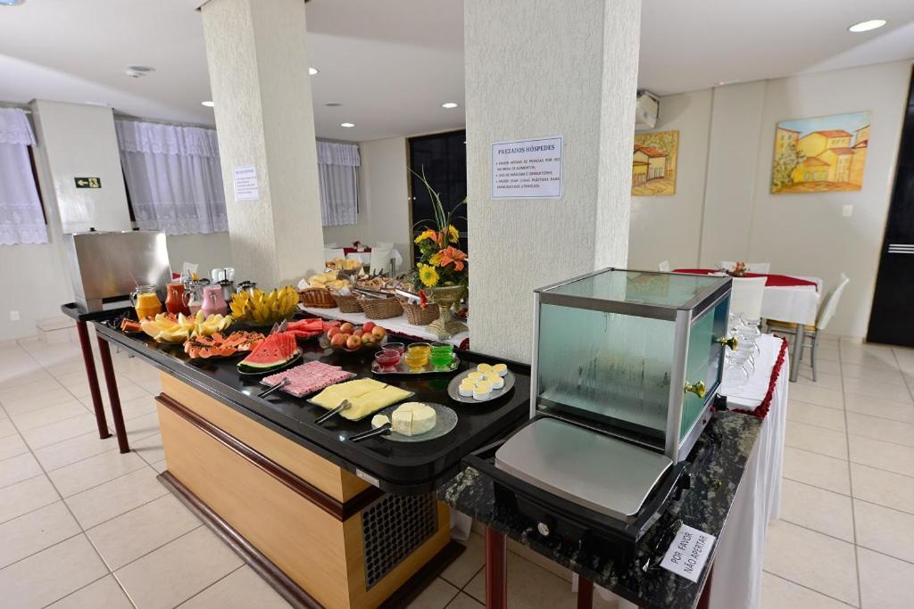 Vind'S Plaza Hotel Caratinga Bagian luar foto