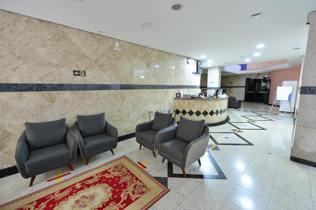 Vind'S Plaza Hotel Caratinga Bagian luar foto
