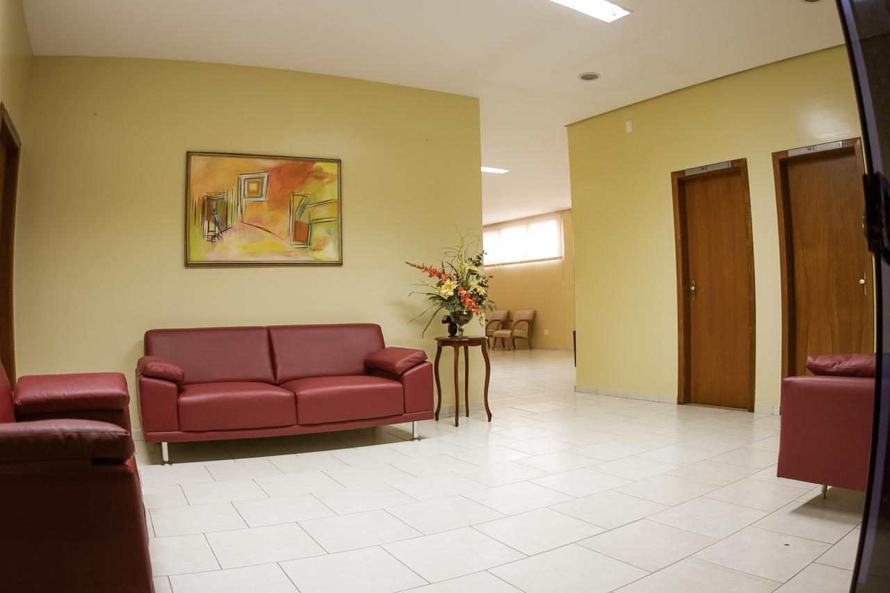 Vind'S Plaza Hotel Caratinga Bagian luar foto